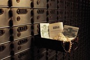 Safe Deposit Box - Explainer: How Bank Safety Deposit Boxes Work
